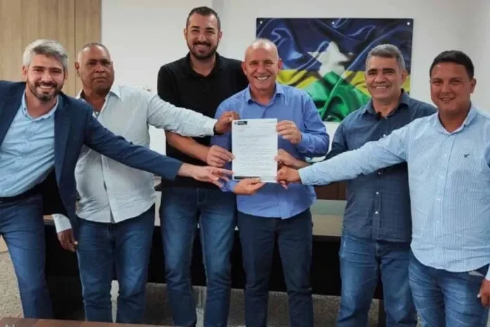 Ezequiel Neiva reforça compromisso com Cerejeiras e investe R$ 1 milhão na saúde