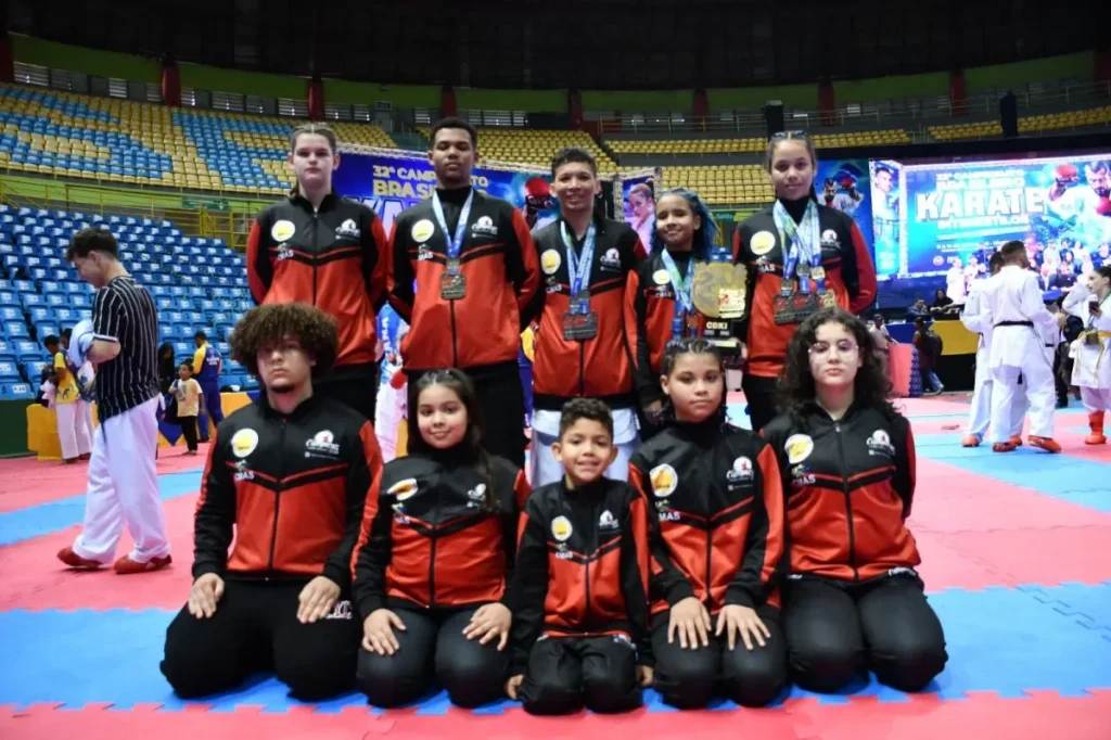 Atletas de Vilhena representam Rondônia no 32º Campeonato Brasileiro de Karatê Interestilos em São Paulo