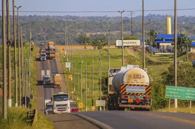 MPF firma acordo com construtora para que doe R$ 95,7 mil e não transporte cargas com excesso de peso em Rondônia