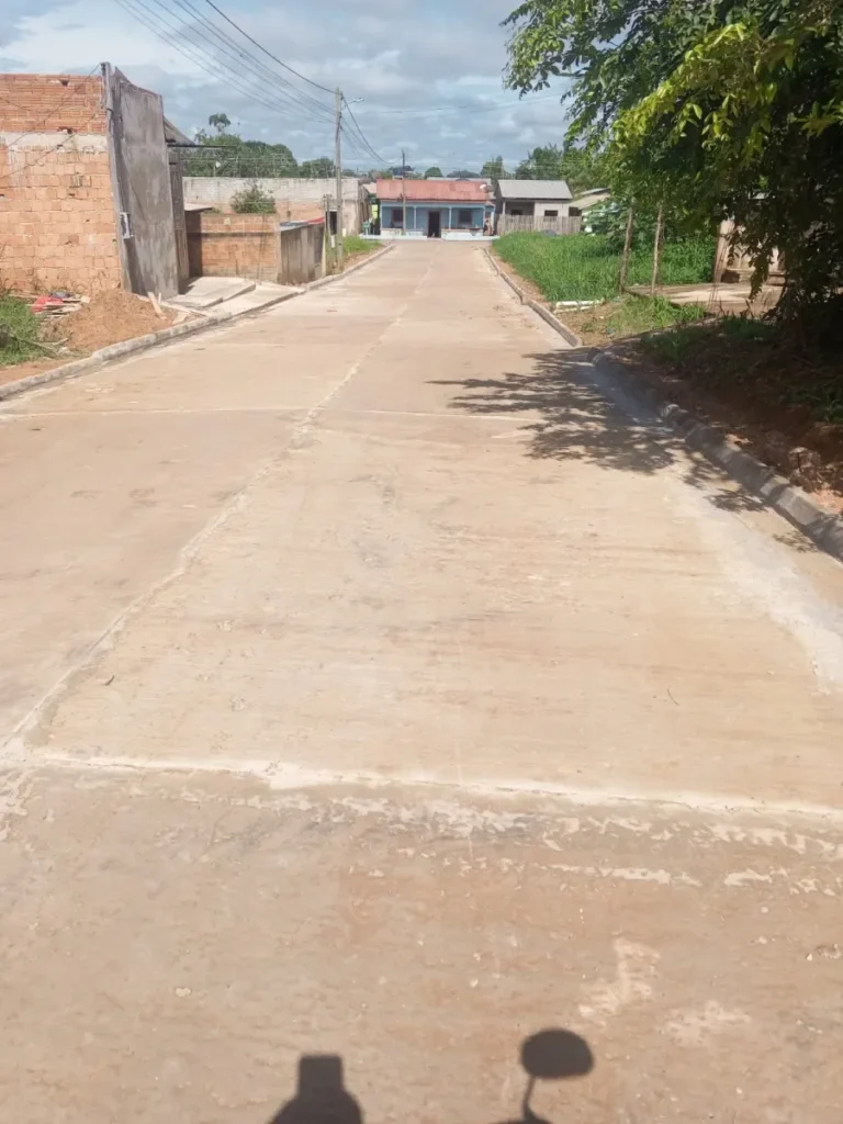 Prefeitura de Lábrea investe em ruas concretadas e melhora mobilidade urbana