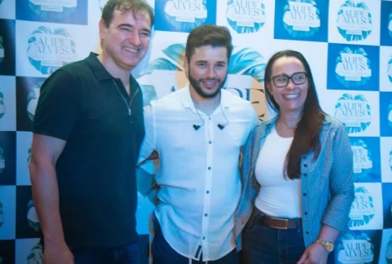 Rosangela Donadon acompanha gravação de Alipe Alves em Cabixi e destaca cultura regional