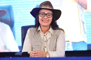 Rosangela Donadon solicita mini carregadeira para reforçar estrutura do DER em Guajará-Mirim