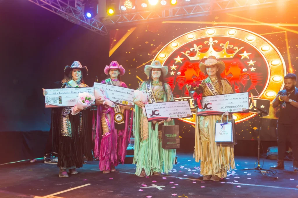 Baile da Rainha reúne grande público e celebra a tradição da Expocol 2026 em Colorado do Oeste