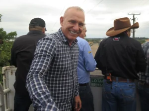 Ezequiel Neiva prestigia abertura da 38ª Expocol e destaca sucesso da cavalgada em Colorado do Oeste