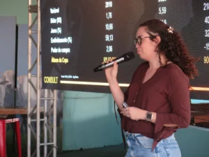 Especialista aponta retomada positiva para pecuária e leite durante palestra que reuniu grande público na 38ª Expocol