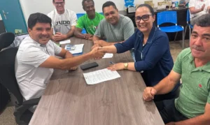 CORUMBIARA: Rosangela Donadon disponibiliza R$ 450 mil em recursos para APAE, Saúde e Esporte e prefeito expressa gratidão