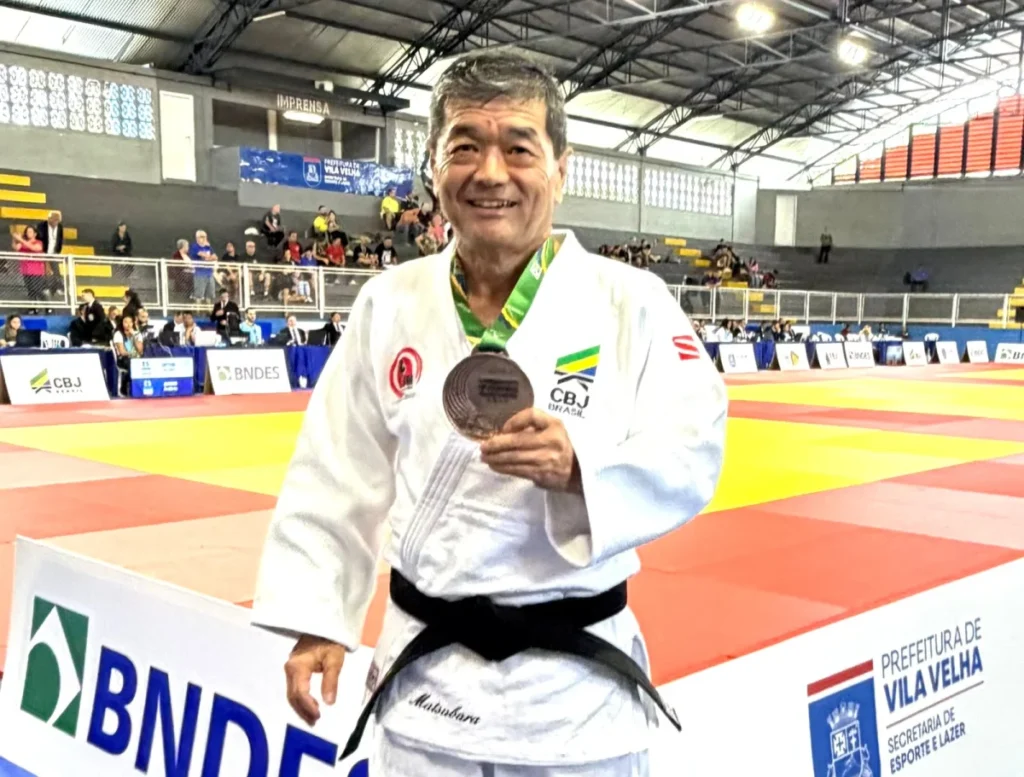 Atleta de Colorado do Oeste, Mauro Matsubara conquista medalha de bronze no Campeonato Brasileiro Veteranos de Judô