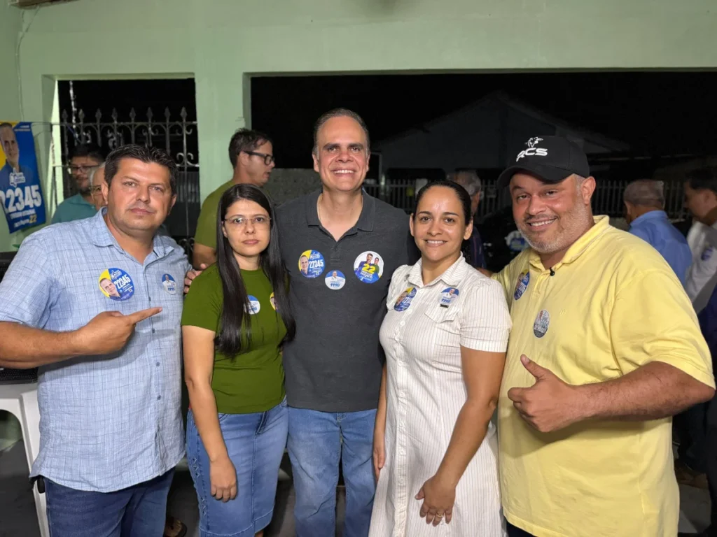 Mesmo sem mandato, Leandro Ambrósio reúne centenas de pessoas em reunião política em Alto Paraíso